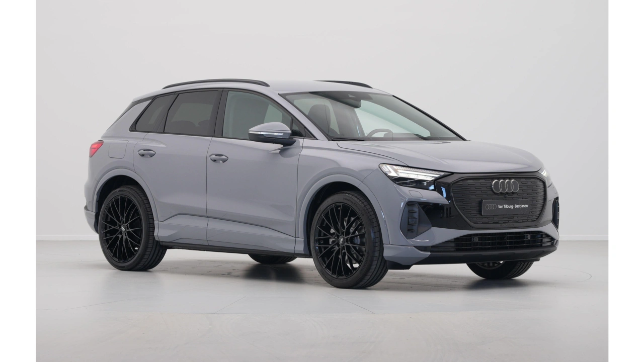 Audi Q4 e-tron Q4 45 e-tron quattro 286 1AT Advanced edition