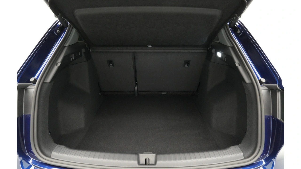 Audi Q4 e-tron Q4 45 e-tron quattro 286 1AT Edition
