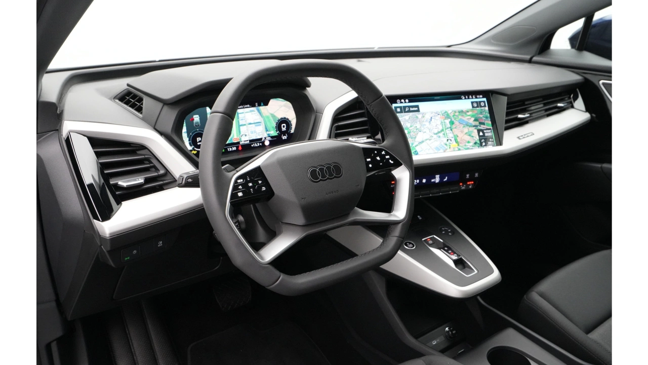 Audi Q4 e-tron Q4 45 e-tron quattro 286 1AT Edition