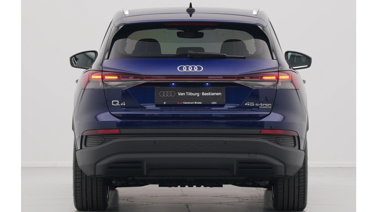 Audi Q4 e-tron Q4 45 e-tron quattro 286 1AT Edition