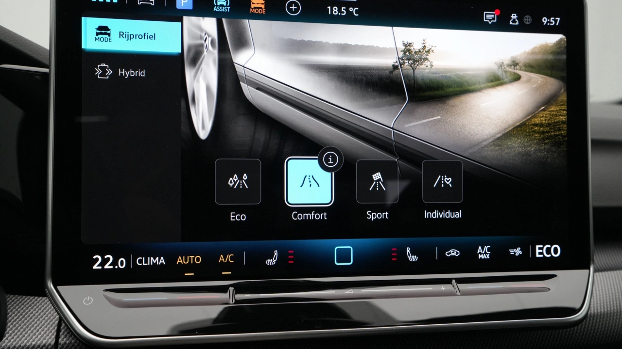 Volkswagen Golf 1.5 eHybrid 272 6DSG GTE