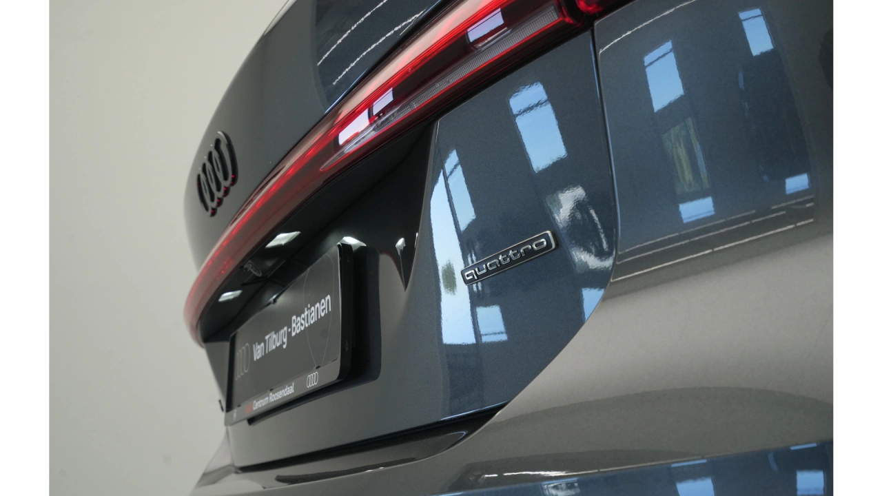 Audi A5 Limousine e-hybrid quattro 299 S tronic S edition