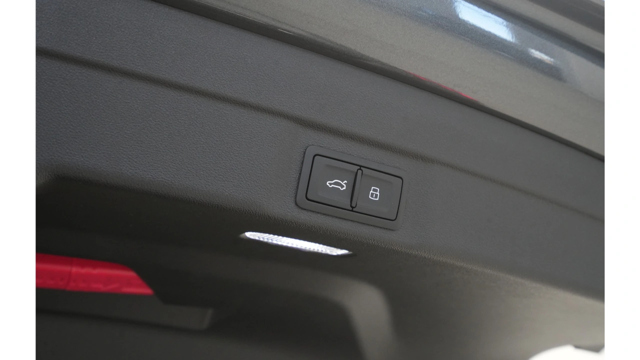 Audi A5 Limousine e-hybrid quattro 299 S tronic S edition