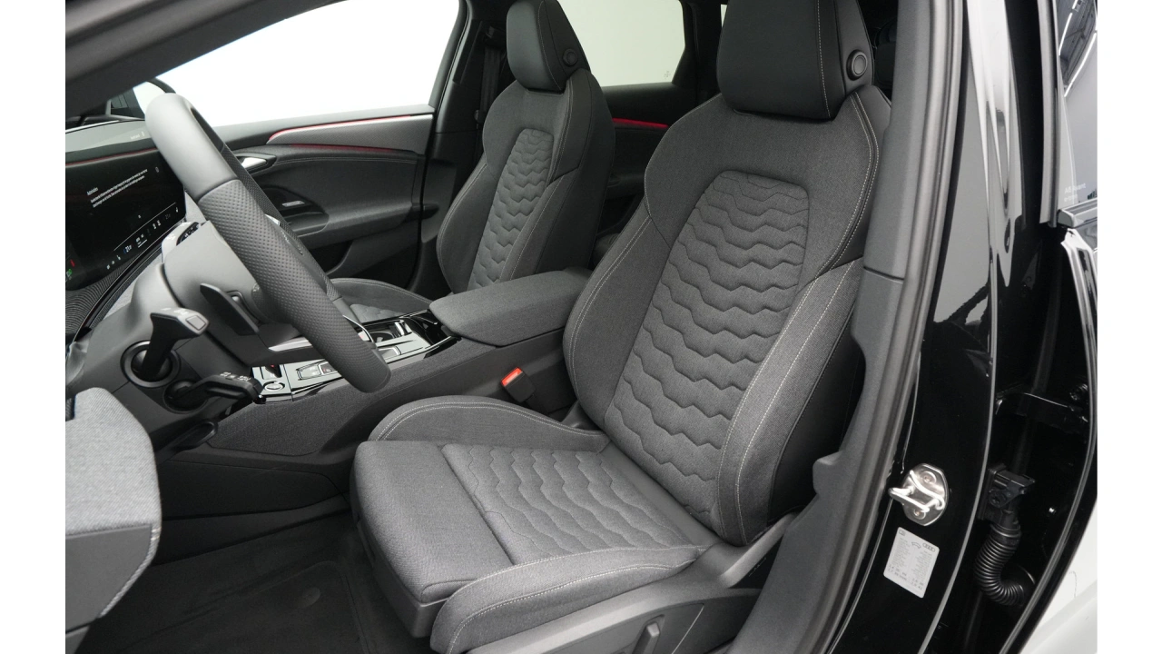 Audi A6 Avant e-tron 367 1AT S edition