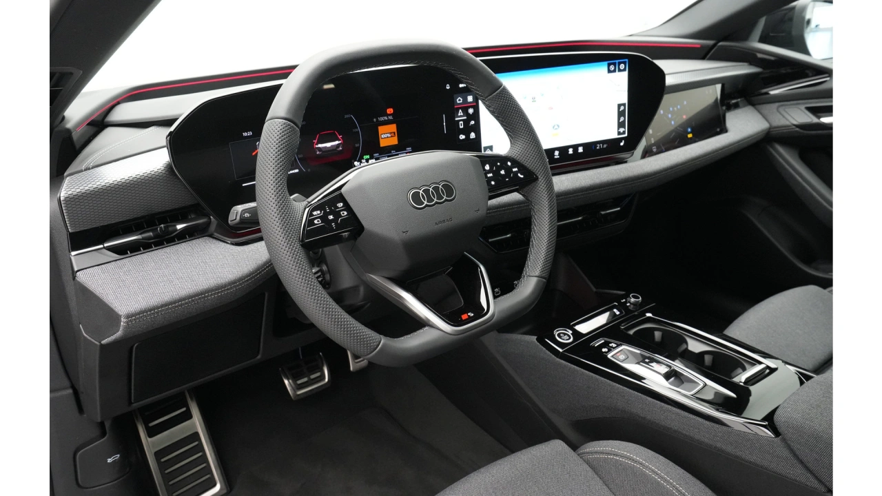 Audi A6 Avant e-tron 367 1AT S edition