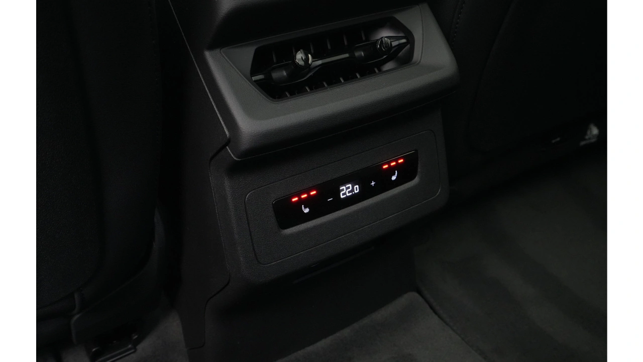 Audi A6 Avant e-tron 367 1AT S edition