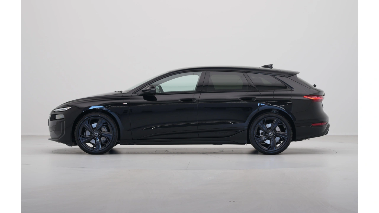 Audi A6 Avant e-tron 367 1AT S edition
