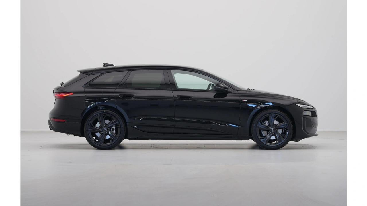 Audi A6 Avant e-tron 367 1AT S edition