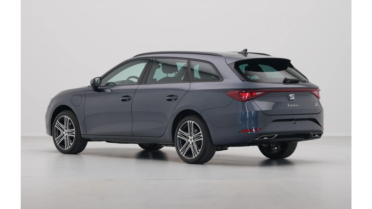 SEAT Leon Sportstourer 1.5 TSI eHybrid 204 6DSG FR Business