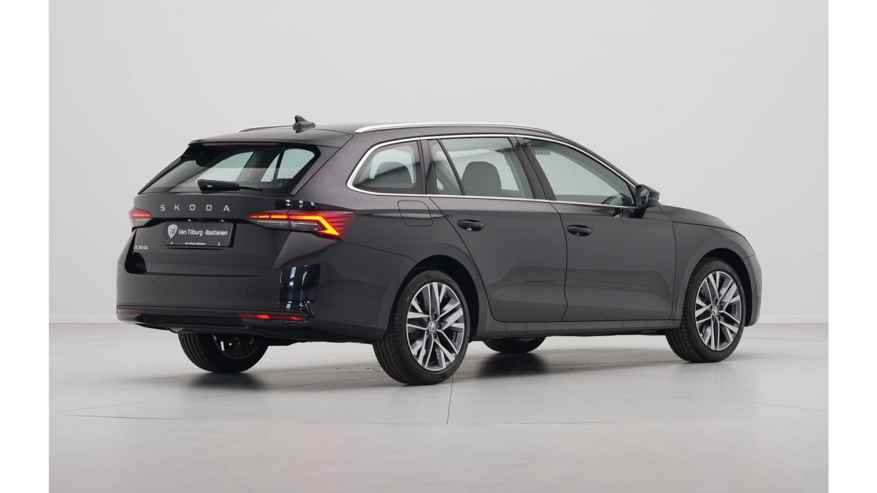 Škoda Octavia Combi 1.5 TSI e-TEC MHEV 115 7DSG First Edition