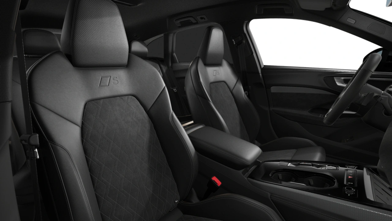 Audi A5 Avant e-hybrid quattro 367 S tronic S edition Competition