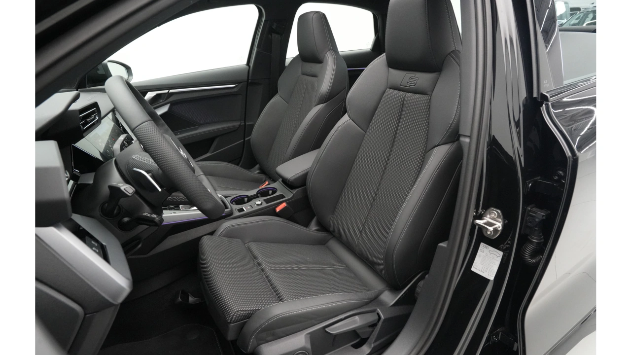 Audi A3 Limousine 30 TFSI 116 S tronic S edition