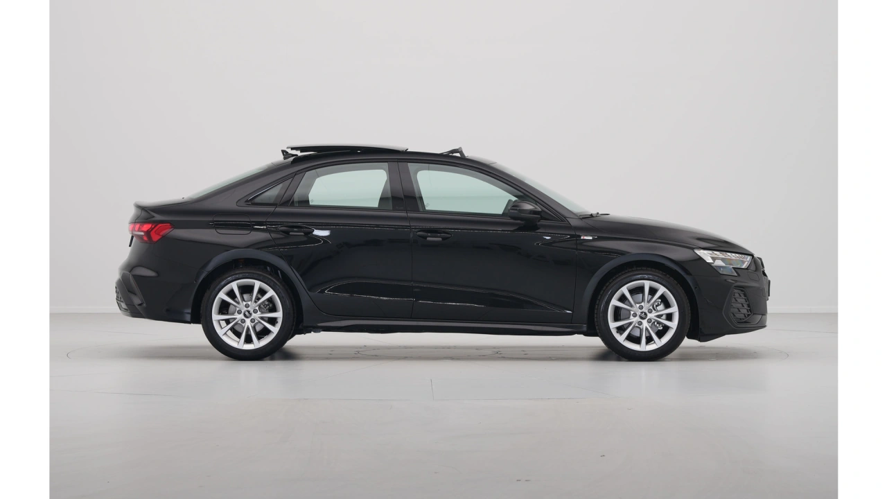 Audi A3 Limousine 30 TFSI 116 S tronic S edition