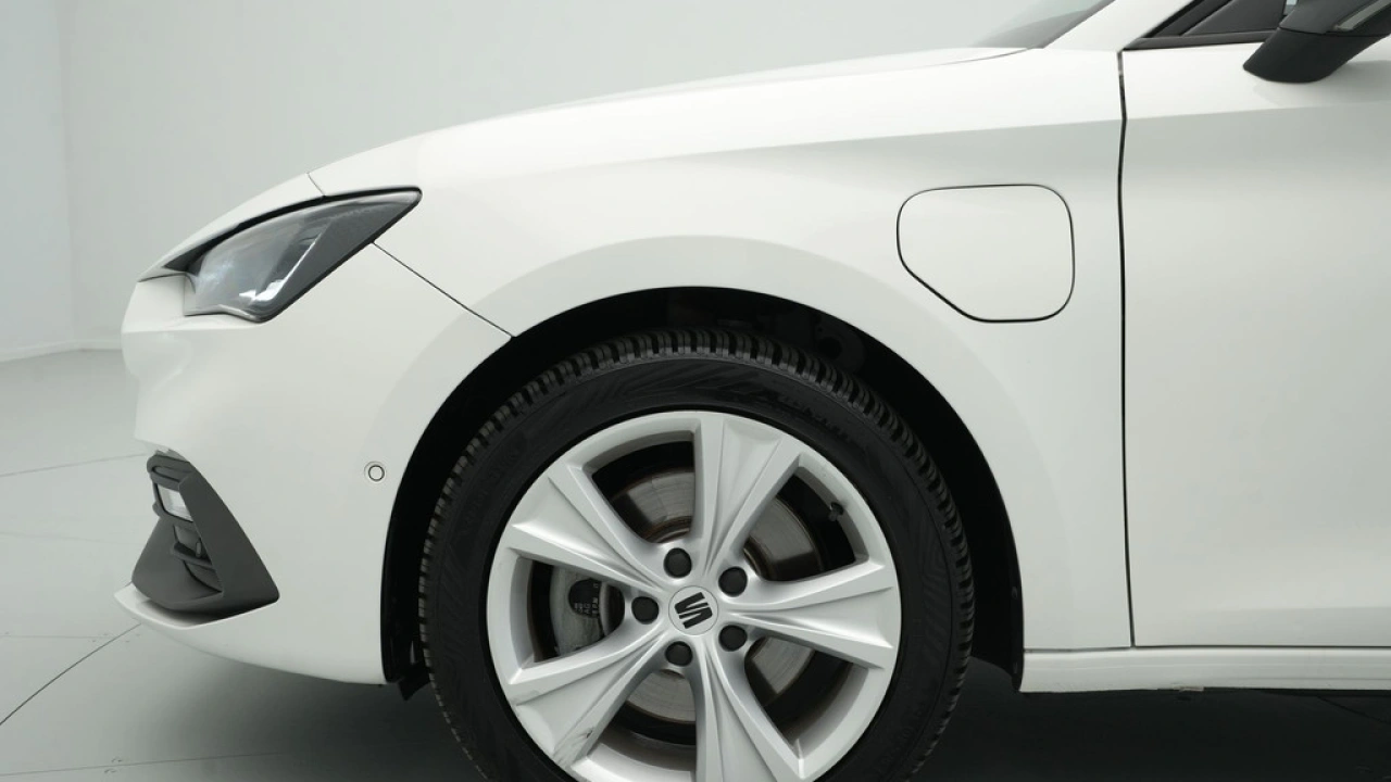 SEAT Leon 1.4 TSI eHybrid PHEV FR Business Intense