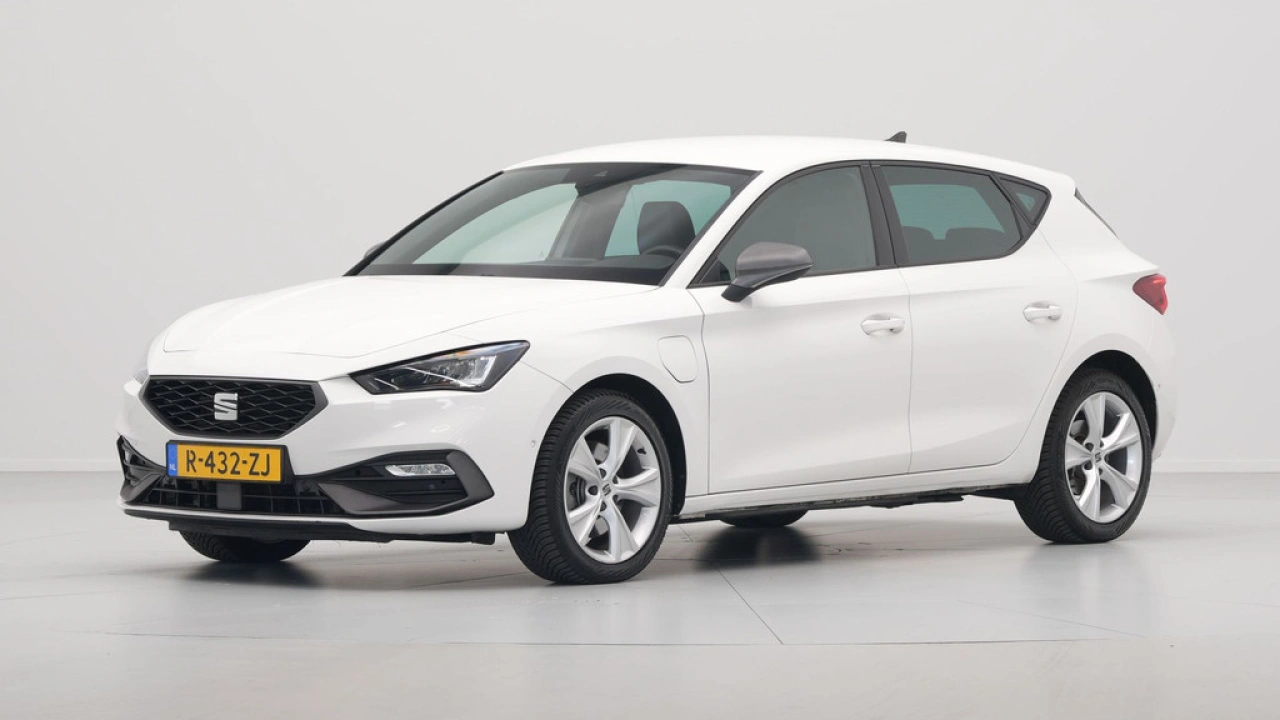SEAT Leon 1.4 TSI eHybrid PHEV FR Business Intense