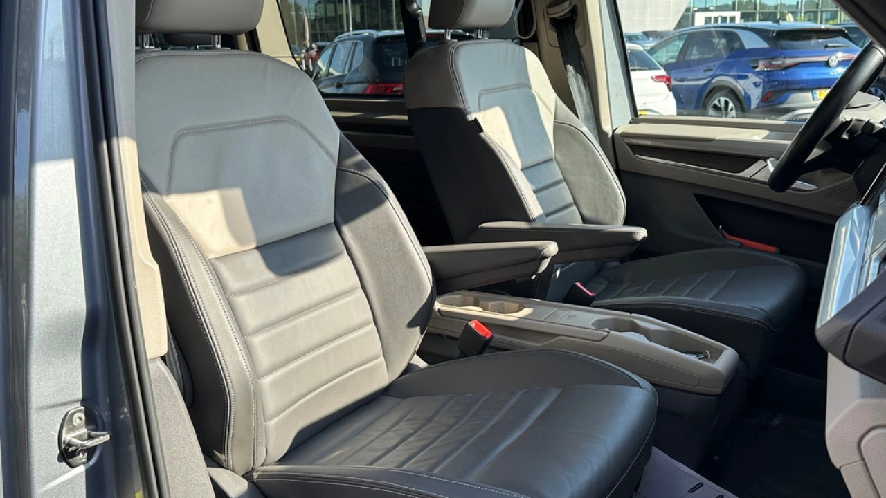 Volkswagen Multivan L2H1 1.4TSI eHybrid PHEV 218pk DSG Style Leder