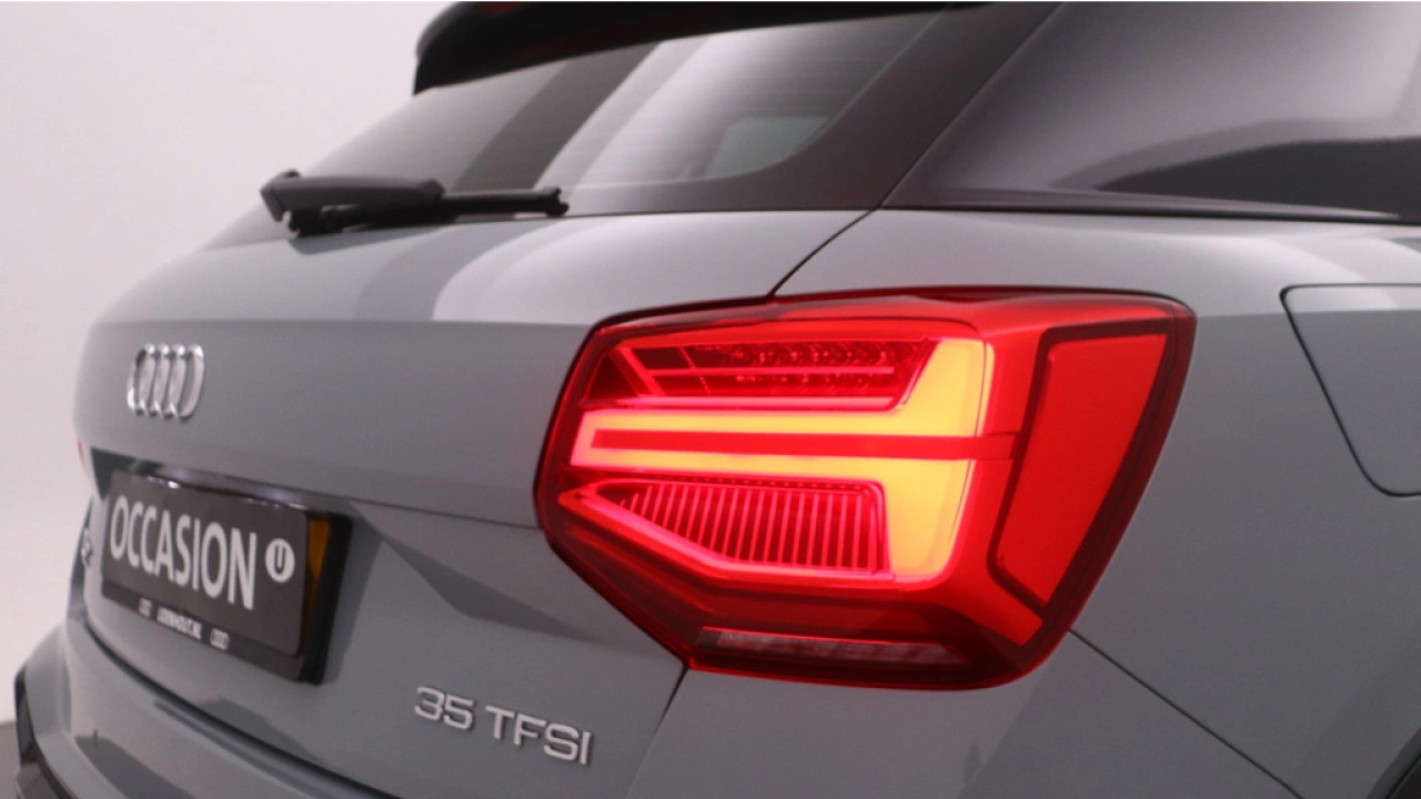 Audi Q2 35 TFSI S Edition | Navigatie | Carplay | PDC| Adaptive cruise |