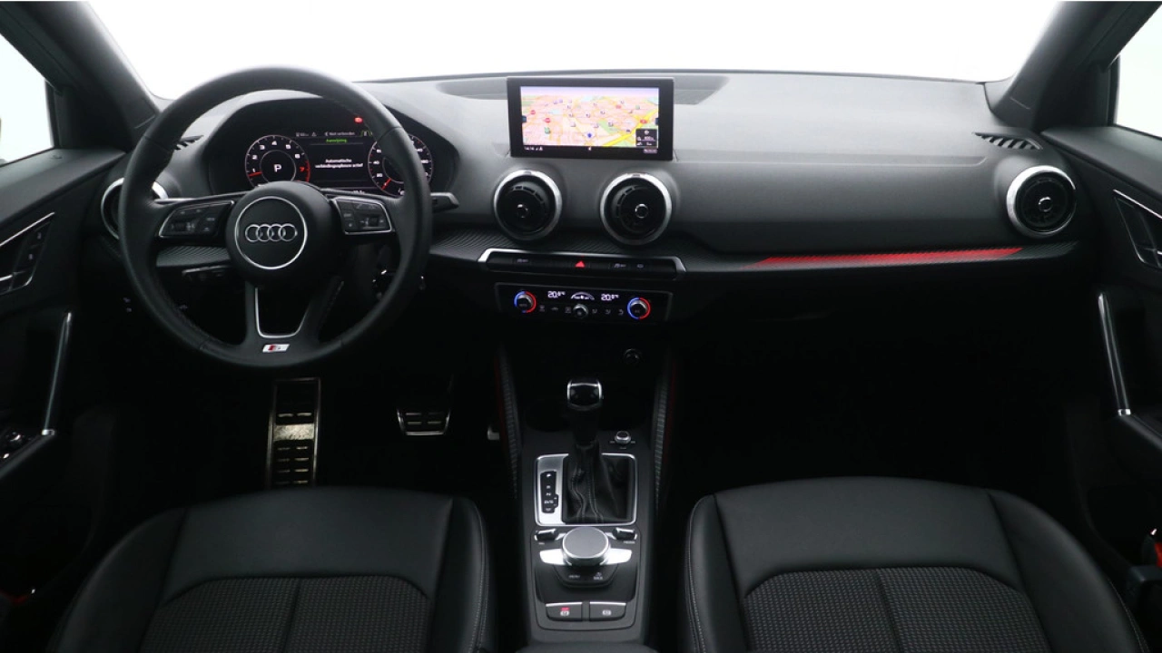 Audi Q2 35 TFSI S Edition | Navigatie | Carplay | PDC| Adaptive cruise |