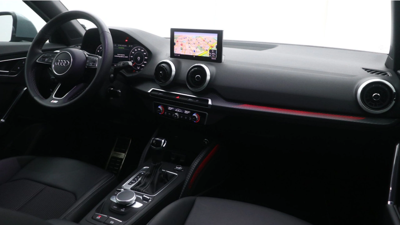 Audi Q2 35 TFSI S Edition | Navigatie | Carplay | PDC| Adaptive cruise |