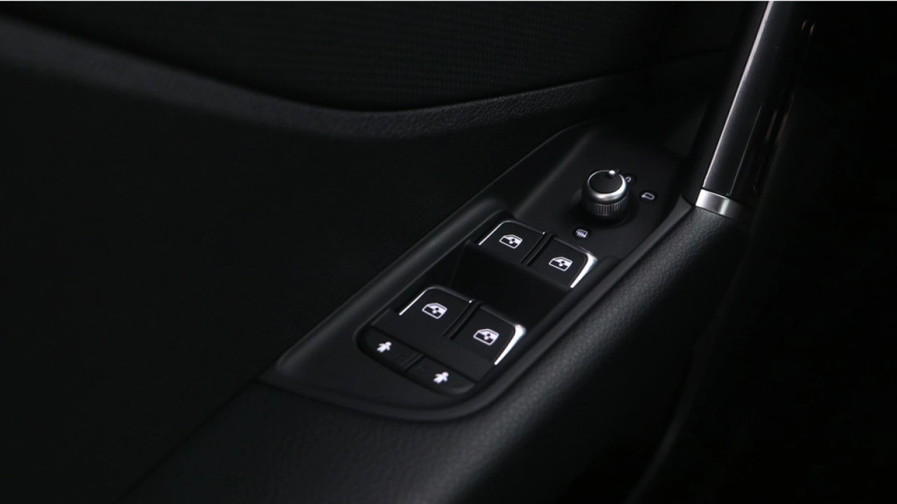 Audi Q2 35 TFSI S Edition | Navigatie | Carplay | PDC| Adaptive cruise |