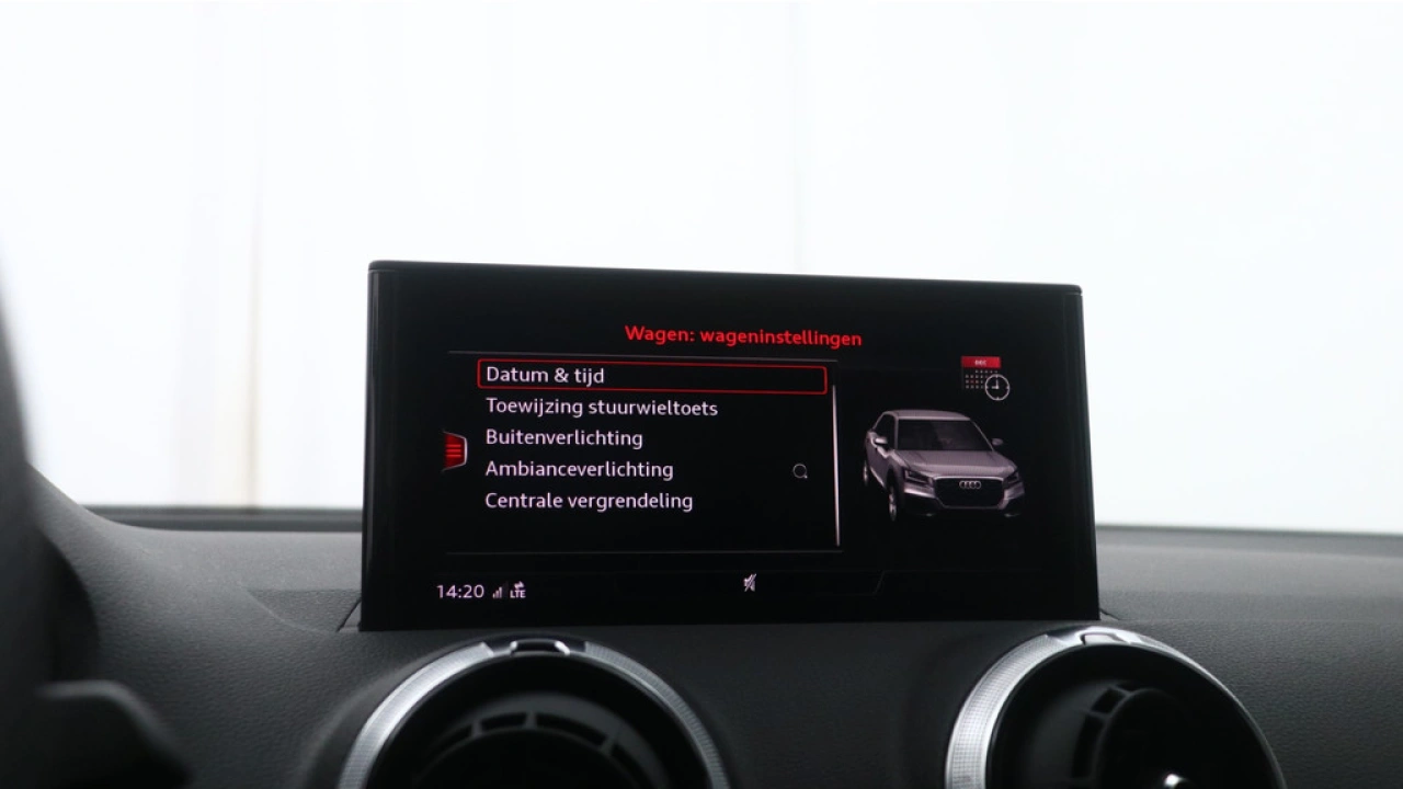 Audi Q2 35 TFSI S Edition | Navigatie | Carplay | PDC| Adaptive cruise |