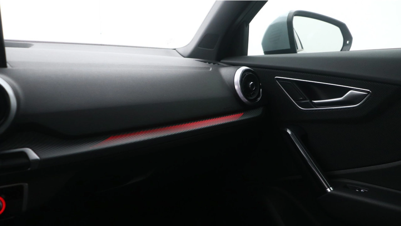 Audi Q2 35 TFSI S Edition | Navigatie | Carplay | PDC| Adaptive cruise |