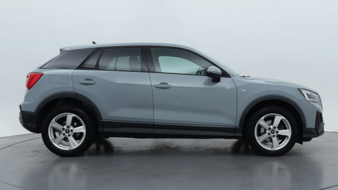 Audi Q2 35 TFSI S Edition | Navigatie | Carplay | PDC| Adaptive cruise |