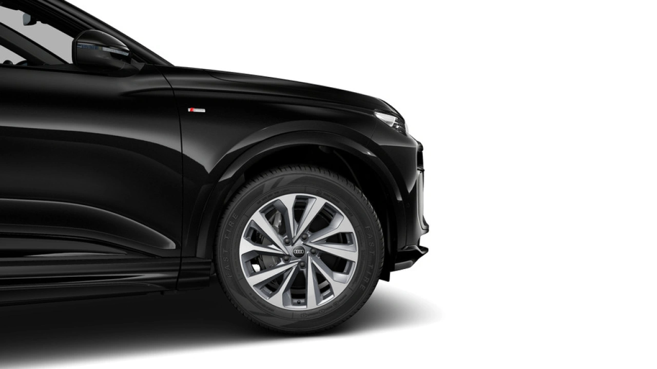Audi Q6 e-tron 252 1AT Advanced Edition