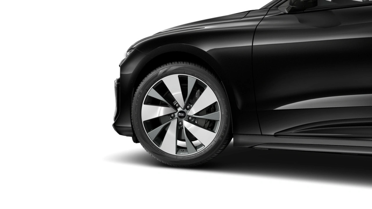 Audi A6 Avant e-tron 367 1AT S edition