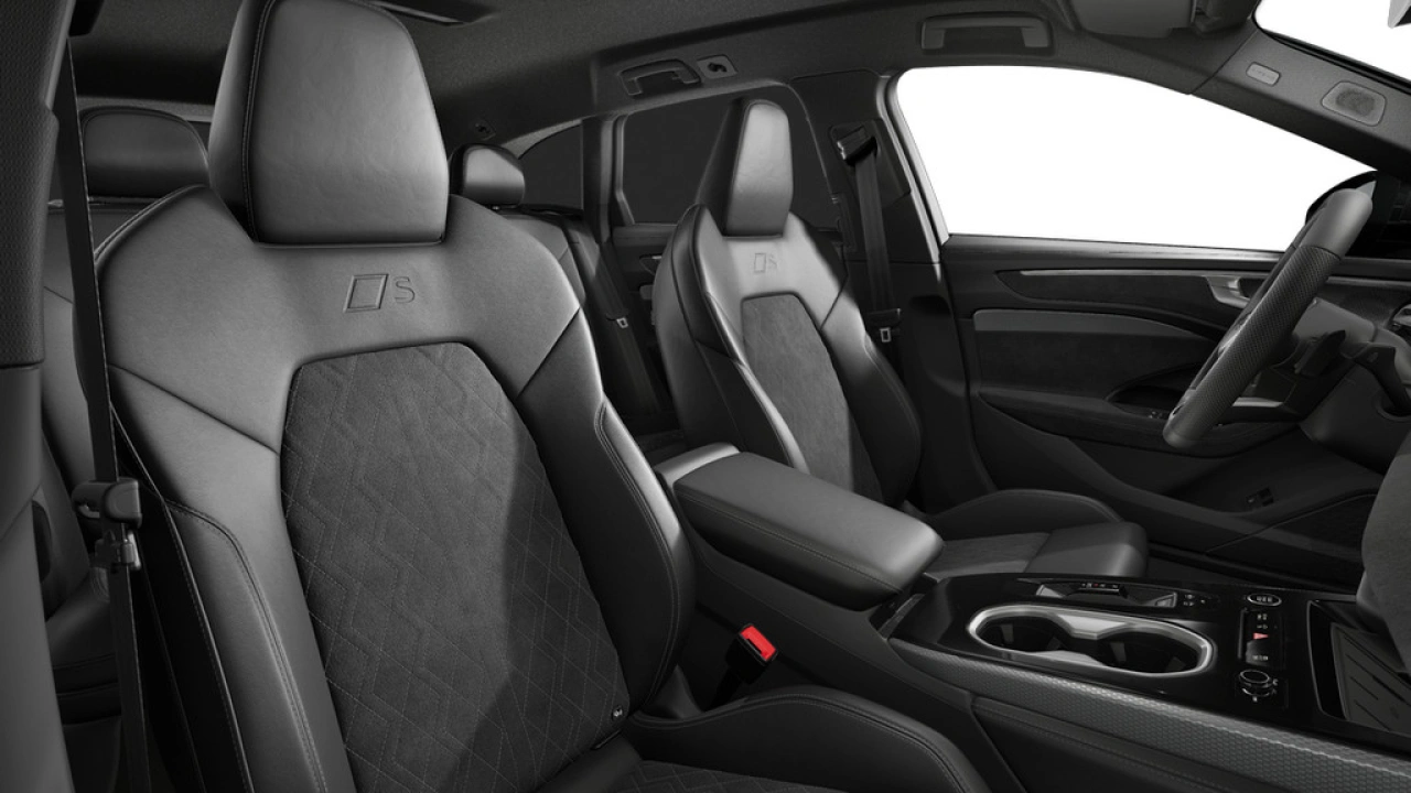 Audi A6 Avant e-hybrid quattro 368 S tronic S edition Competition
