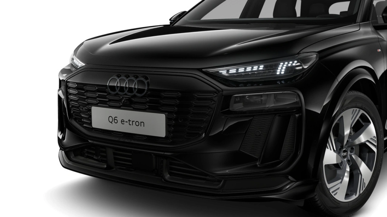 Audi Q6 e-tron 252 1AT S edition
