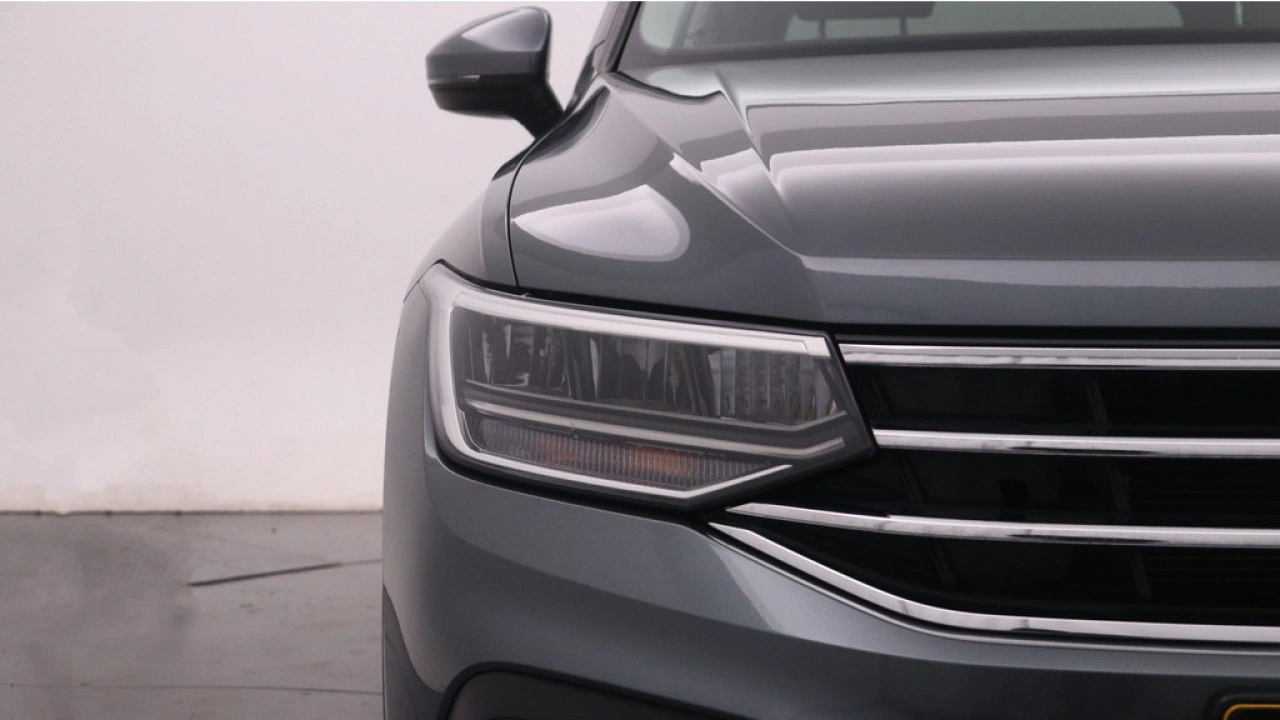Volkswagen Tiguan Allspace 1.5 TSI 150pk DSG Life Business 7p. Trekhaak
