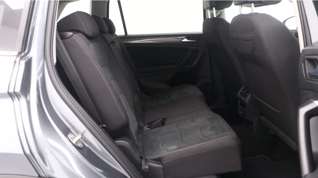 Volkswagen Tiguan Allspace 1.5 TSI 150pk DSG Life Business 7p. Trekhaak