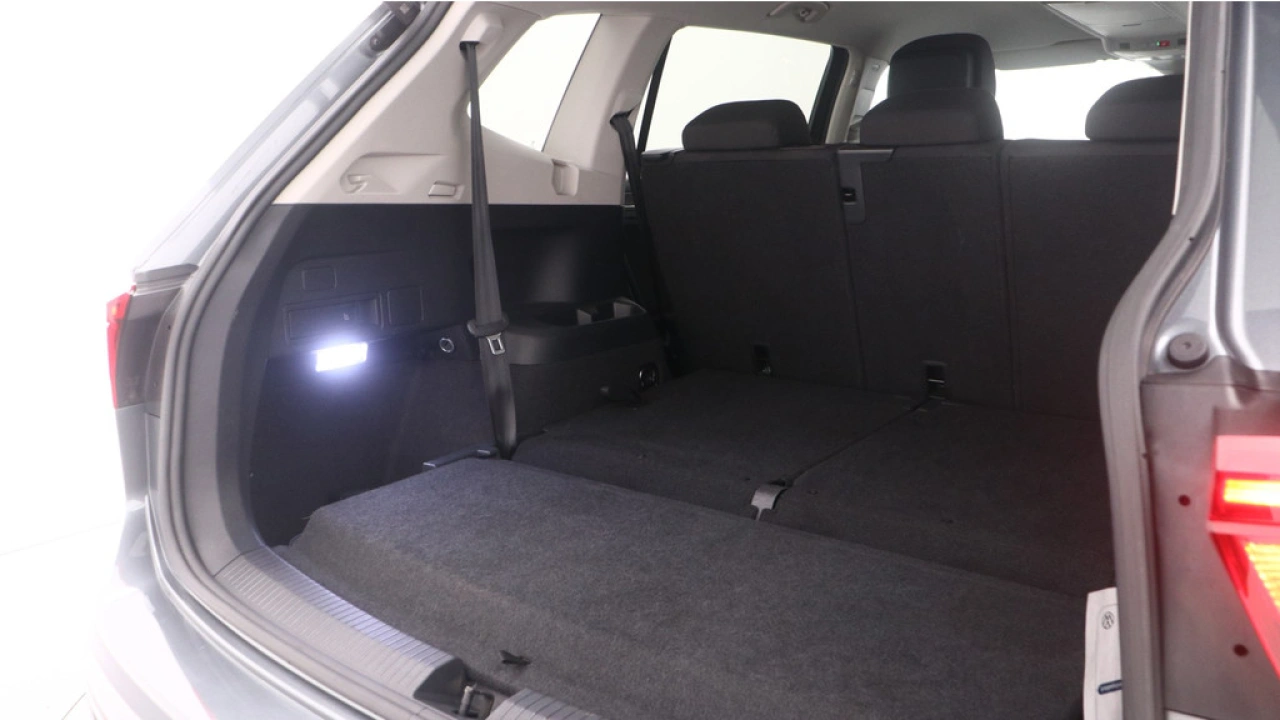 Volkswagen Tiguan Allspace 1.5 TSI 150pk DSG Life Business 7p. Trekhaak