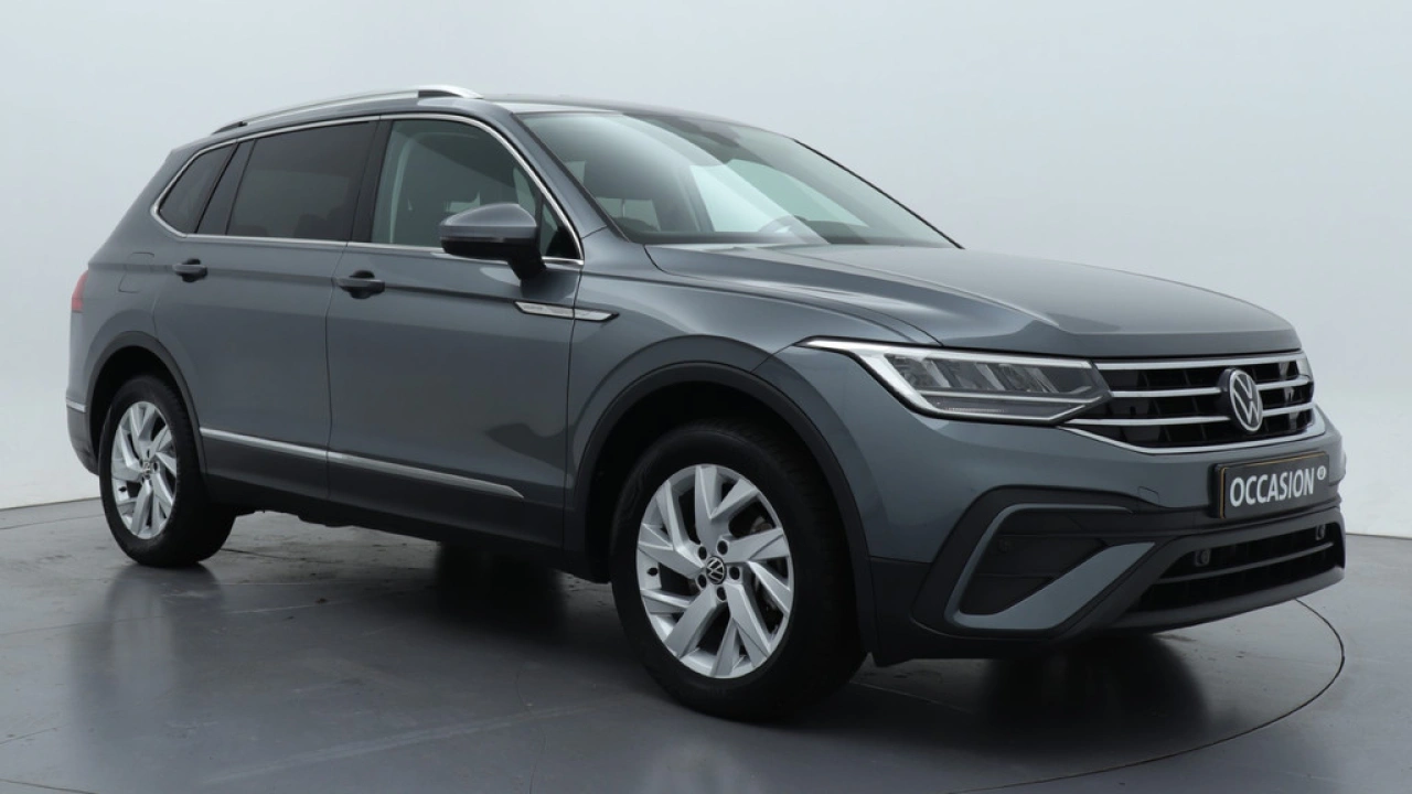 Volkswagen Tiguan Allspace 1.5 TSI 150pk DSG Life Business 7p. Trekhaak