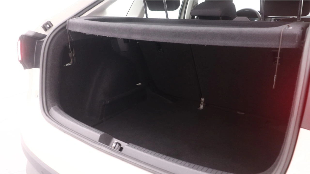 Volkswagen Taigo 1.0 TSI 95pk Airco | App Connect | Parkeersensoren