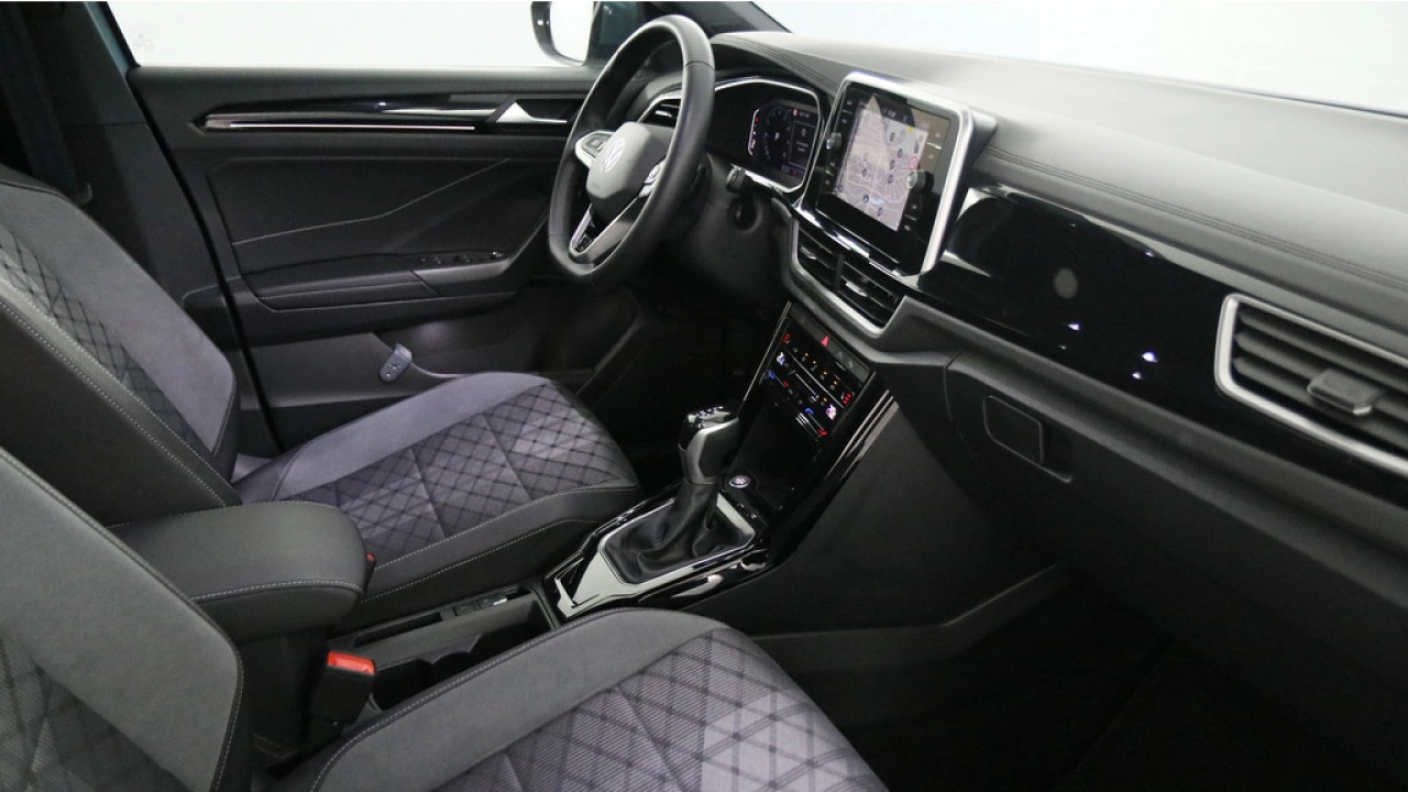 Volkswagen T-Roc 1.5 TSI 150pk DSG R-Line Business
