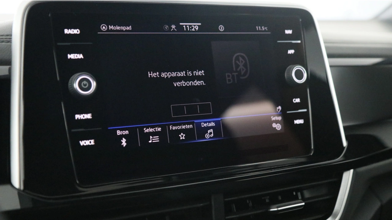 Volkswagen T-Roc 1.5 TSI 150pk DSG R-Line Business
