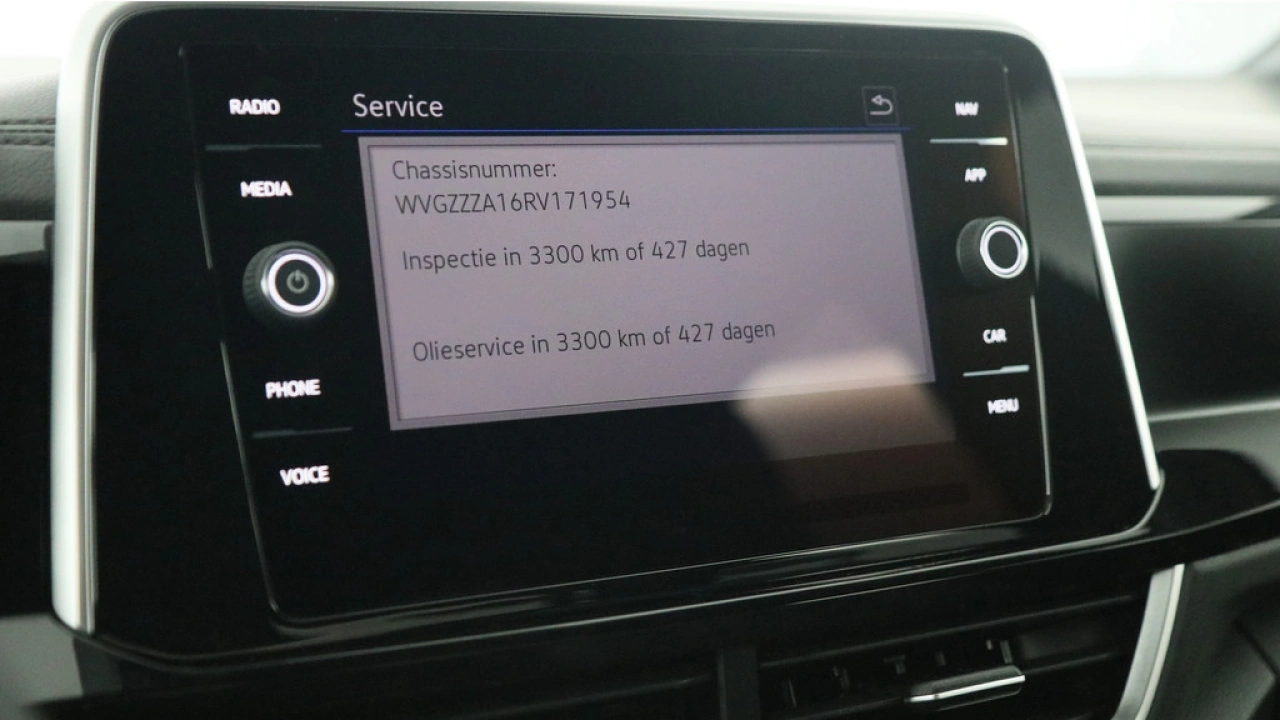 Volkswagen T-Roc 1.5 TSI 150pk DSG R-Line Business