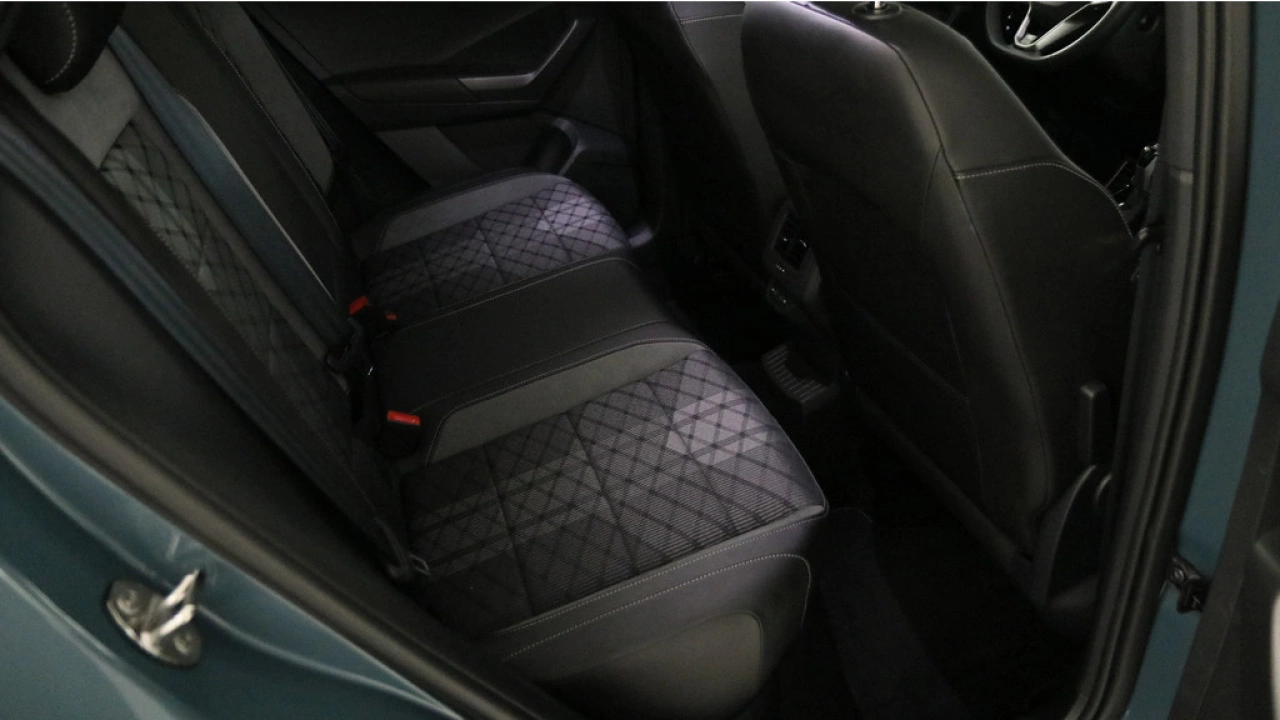 Volkswagen T-Roc 1.5 TSI 150pk DSG R-Line Business