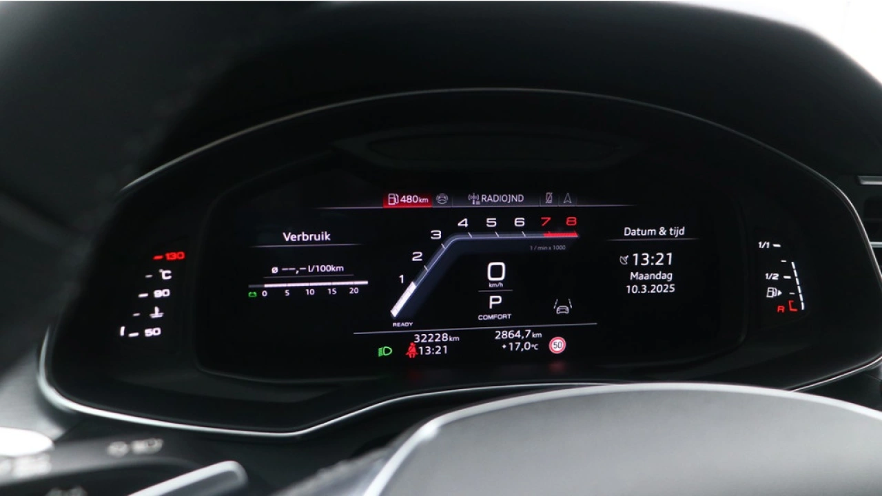 Audi A6 Avant 40 TFSI S edition Competition | Camera | Zwart optiek | Carplay |