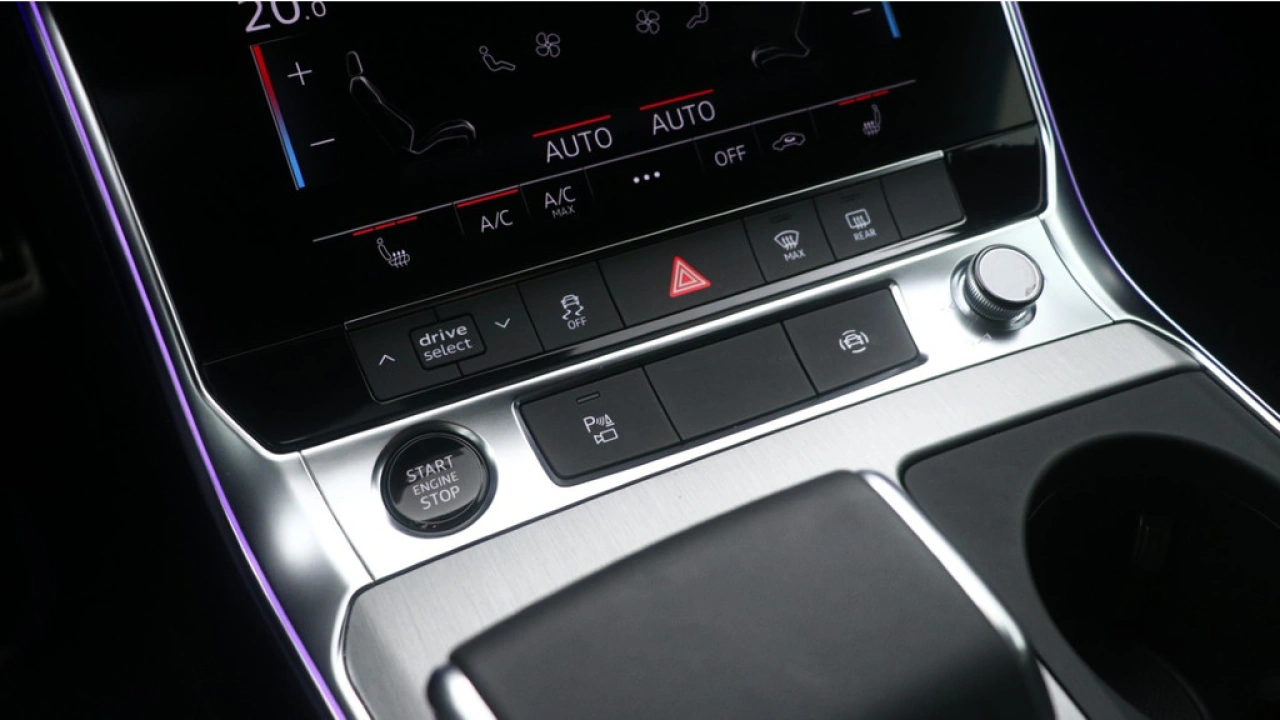 Audi A6 Avant 40 TFSI S edition Competition | Camera | Zwart optiek | Carplay |
