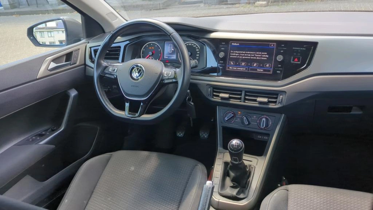Volkswagen Polo 1.0 TSI Comfortline | 60.000km! | VERWACHT |