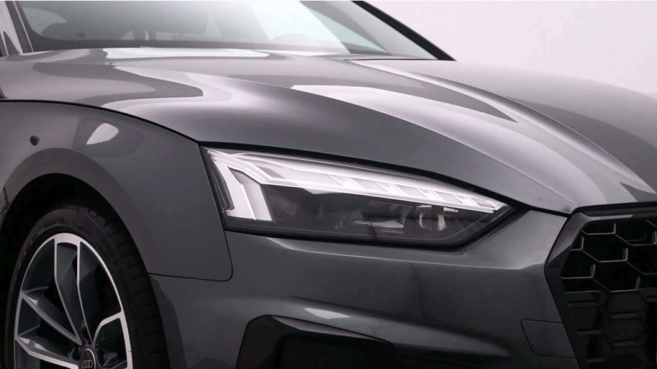 Audi A5 Sportback 35 TFSI S Edition Competition / Matrix LED / Stoelverwarming