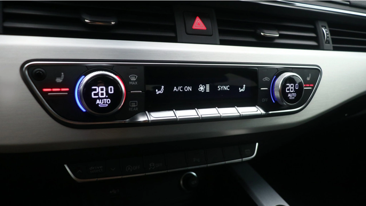 Audi A5 Sportback 35 TFSI S Edition Competition / Matrix LED / Stoelverwarming