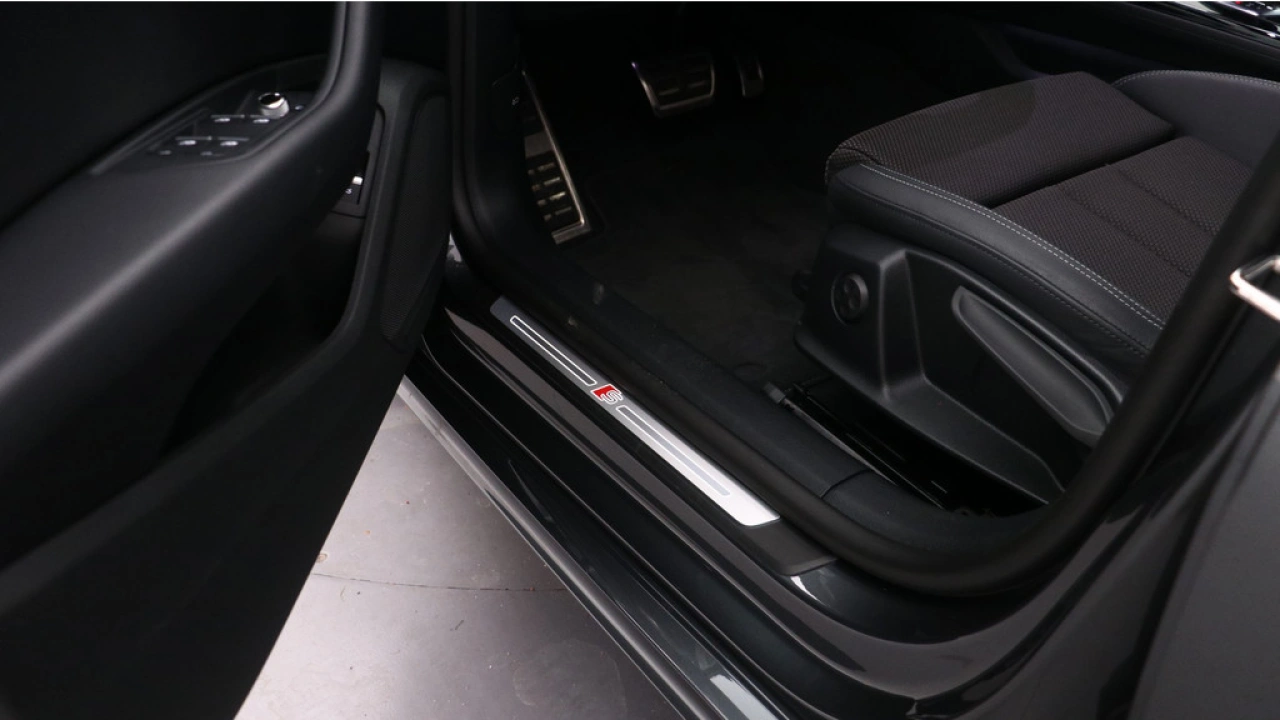 Audi A5 Sportback 35 TFSI S Edition Competition / Matrix LED / Stoelverwarming