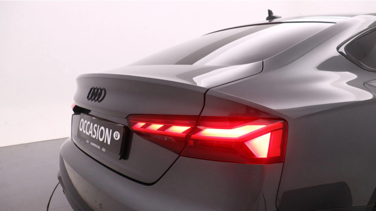 Audi A5 Sportback 35 TFSI S Edition Competition / Matrix LED / Stoelverwarming