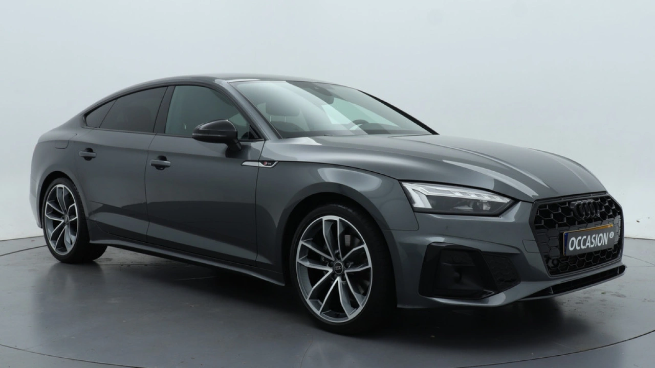 Audi A5 Sportback 35 TFSI S Edition Competition / Matrix LED / Stoelverwarming