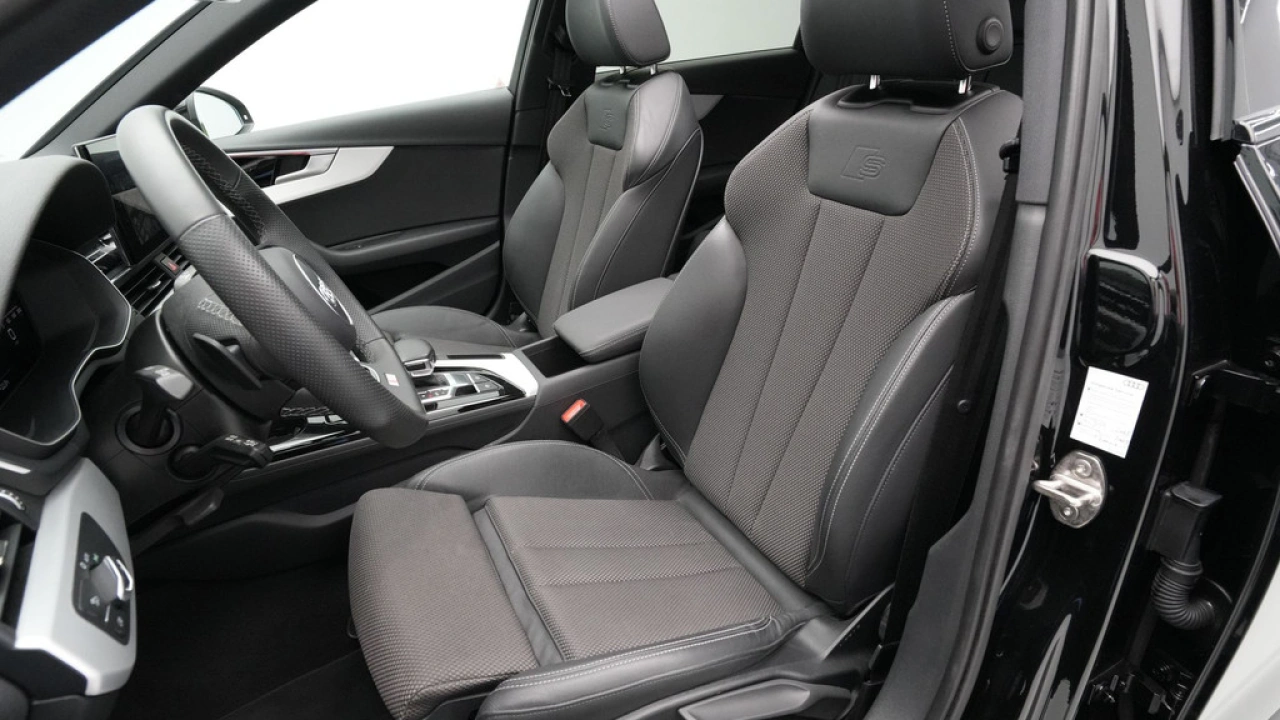 Audi A4 Avant 35 TFSI 150pk S-Tronic S-Line edition Competition
