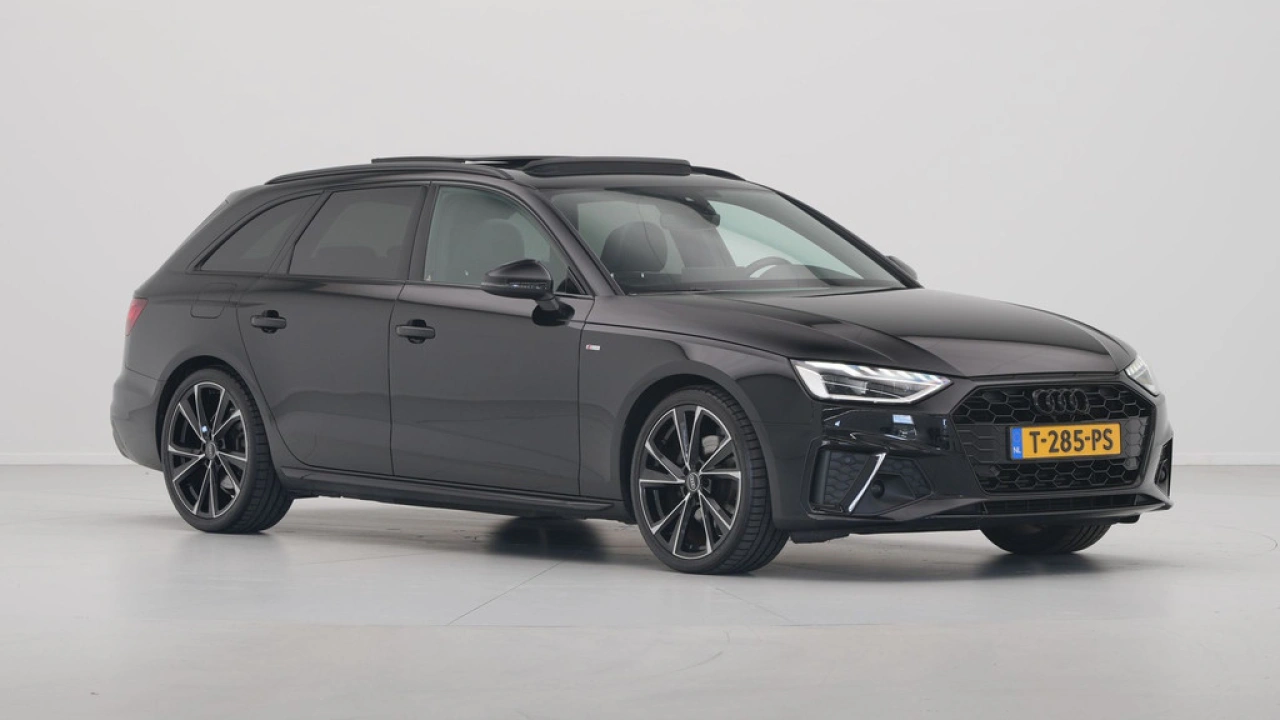 Audi A4 Avant 35 TFSI 150pk S-Tronic S-Line edition Competition